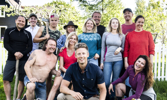 Er aktive i sosiale medier under «Farmen»-innspillingen